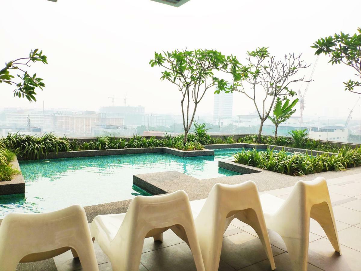 5-Star Apartment + Infinity Pool, 4 Pax, 1 Min To Jaya One Petaling Jaya Zewnętrze zdjęcie